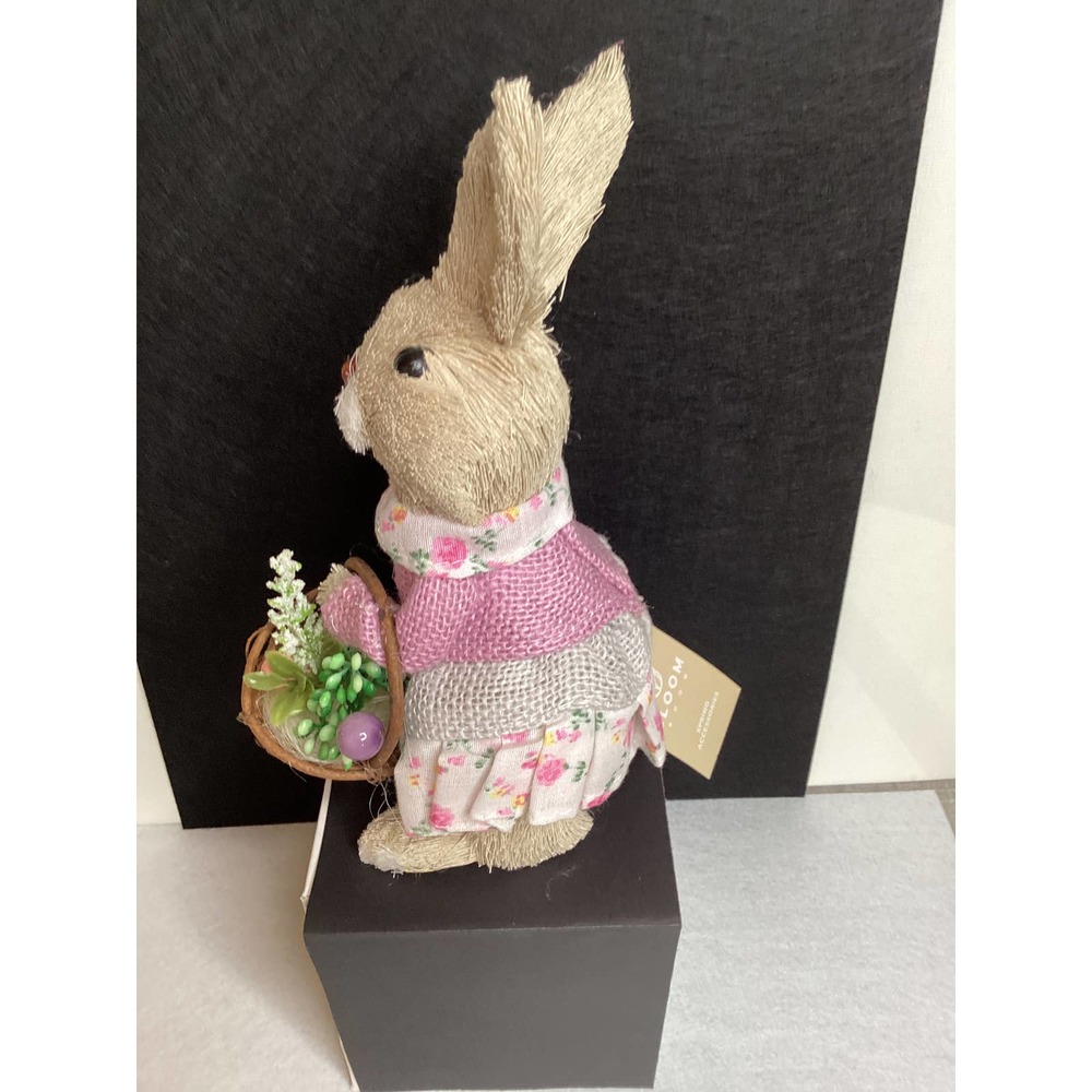 Straw Rabbit with Basket - Picture 3 of 3